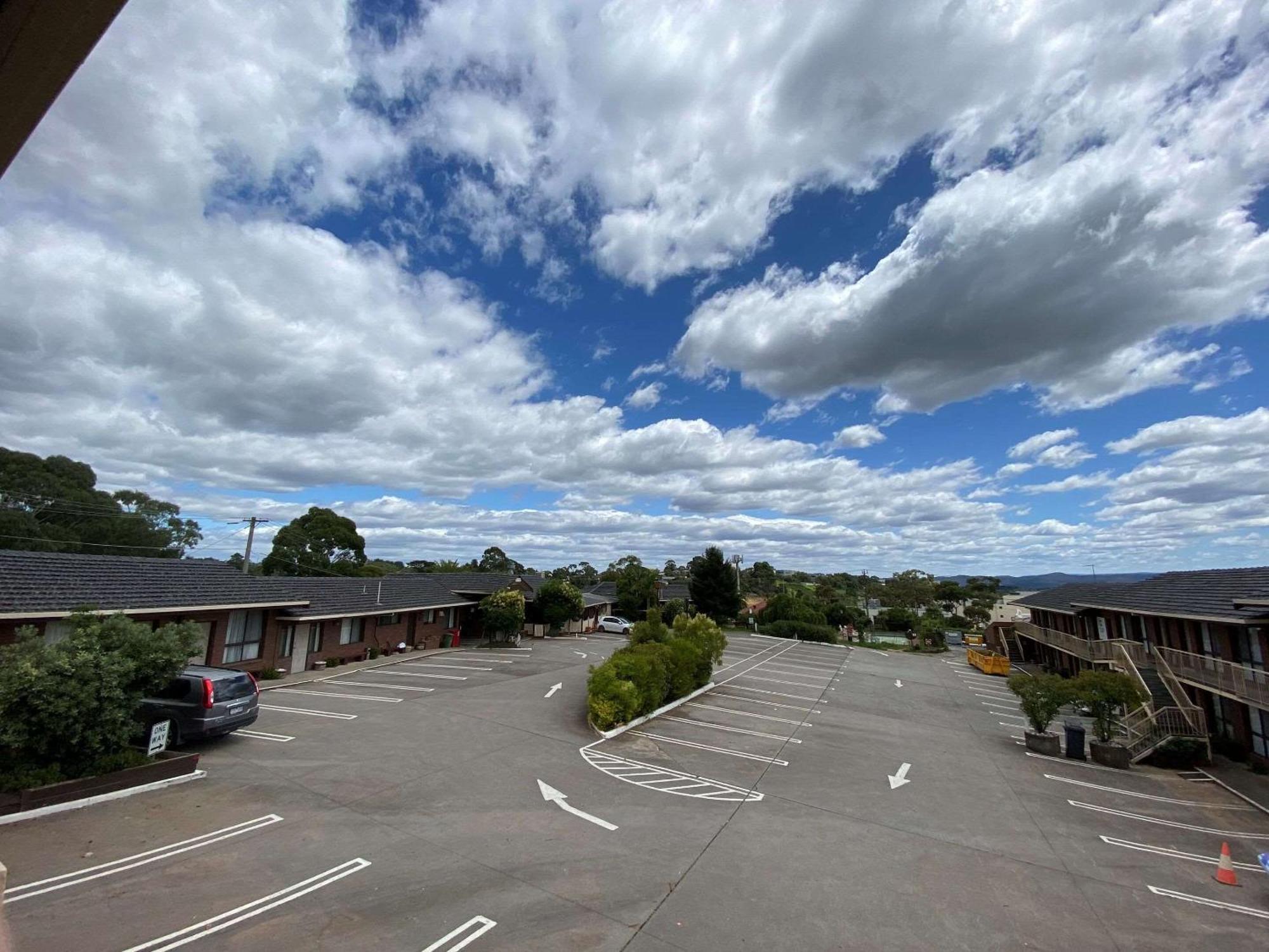 Econo Lodge Lilydale Exterior photo